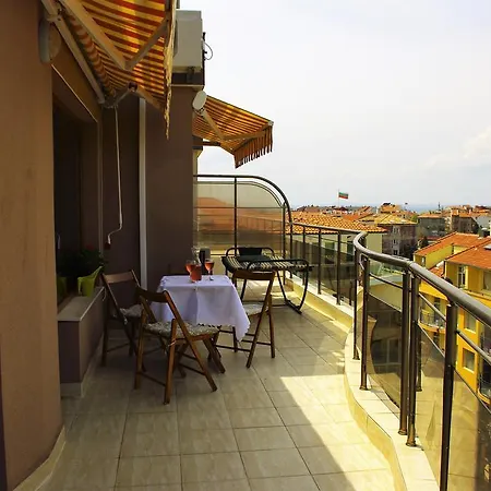 Апартаменты Seaview Marina